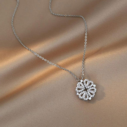 Collier 2 en 1 Coeur - Trèfle Magnétique